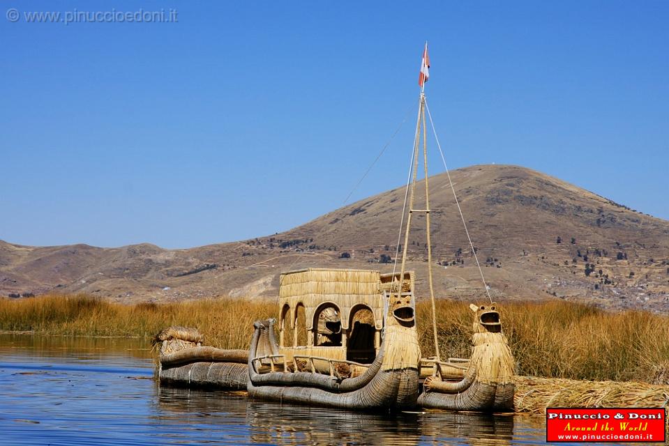 PERU - Lago Titicaca Isole Uros - 03.jpg